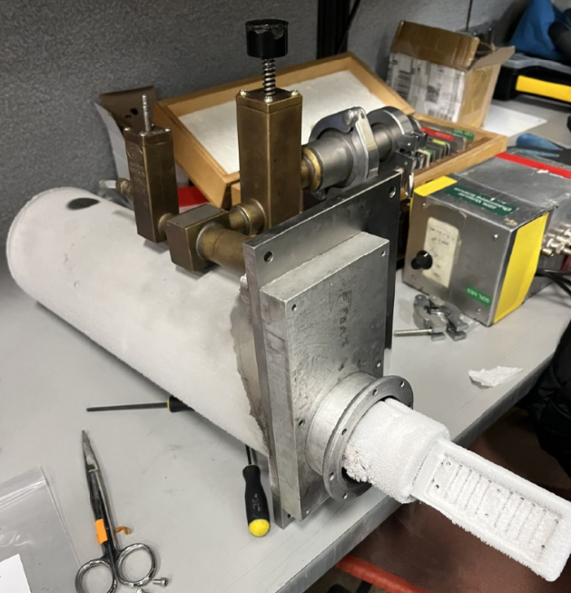 used cryo sample holder